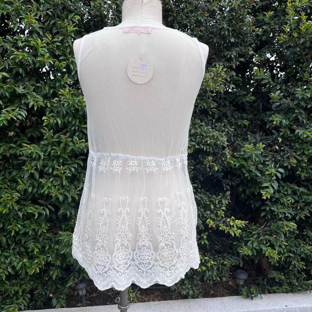 E2 Clothing Womens Large White Sheer Lace Tank Top Sleeveless Boho Overlay NWT - Picture 3 of 8